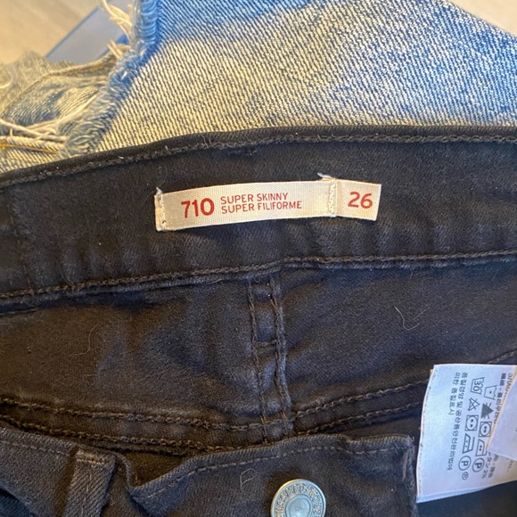 Levi 710 perfect condition black, distressed, distressed hem - Picture 2 of 4